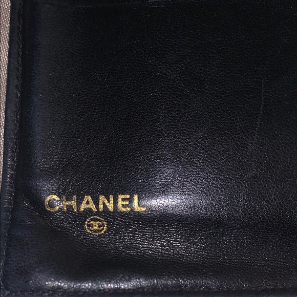 CHANEL Black Leather  GUC Authentic - Picture 9 of 15